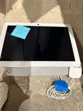 Google Nest Smart Display with Speaker, Camera, Microphone - White